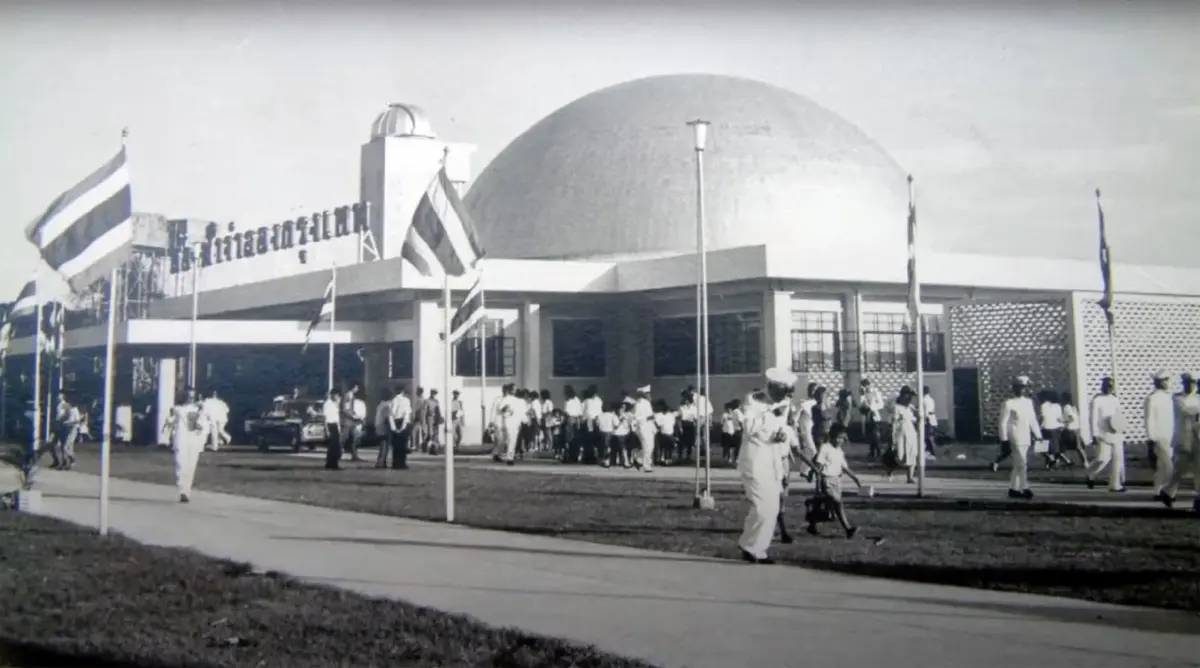 บี.กริม - แคเรียร์ ฉลอง 60 ปี แห่งความผูกพัน