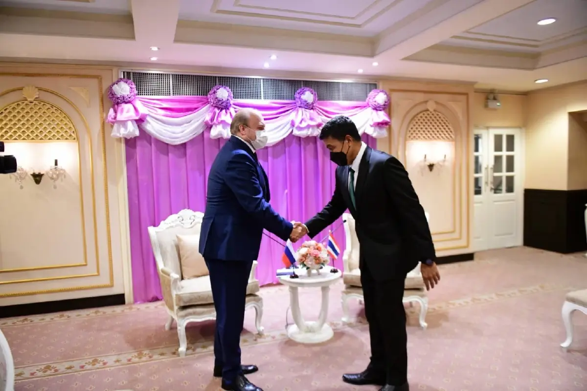 "ชัชชาติ" เปิดศาลา กทม. ต้อนรับเอกอัครราชทูตสหพันธรัฐ "รัสเซีย"