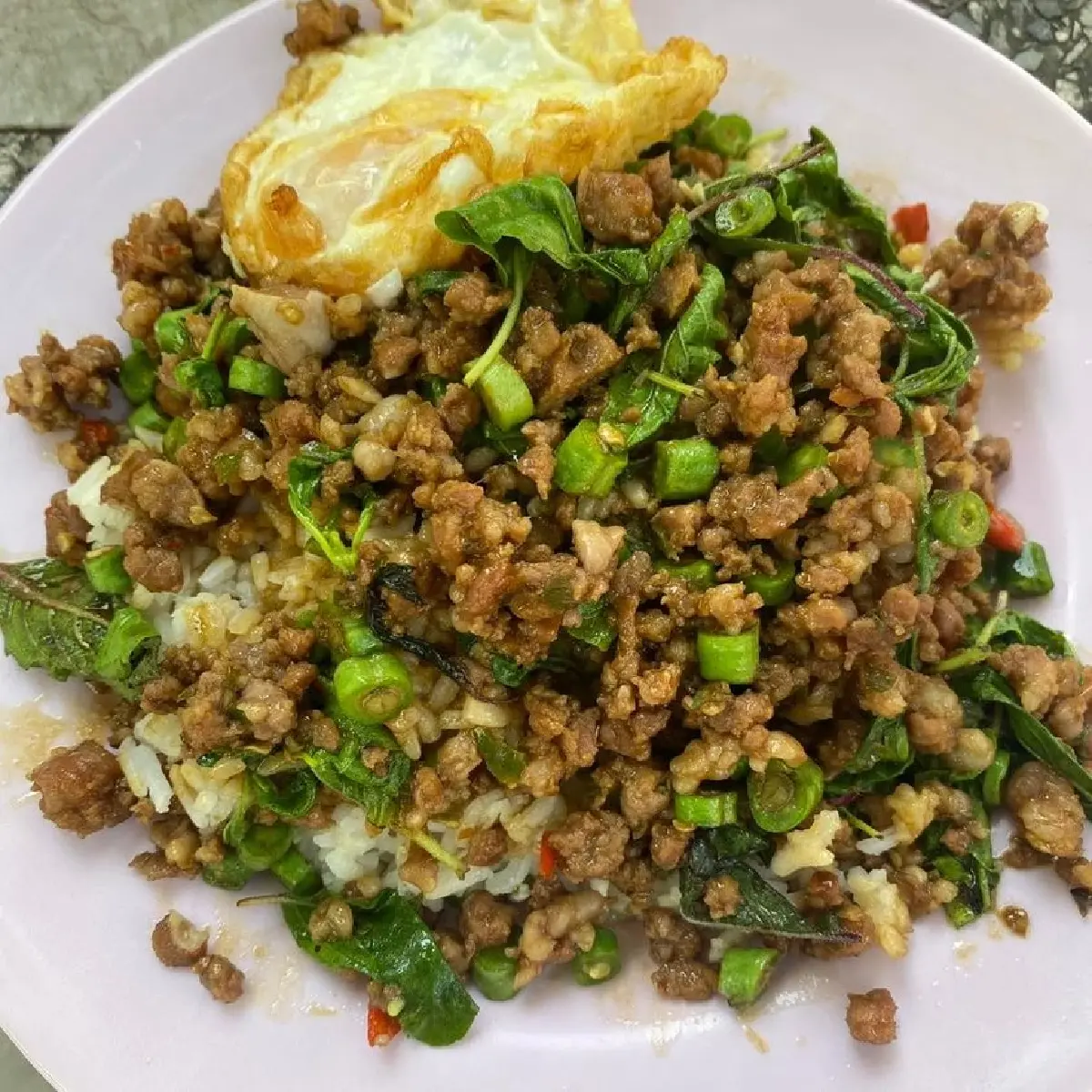 “สนธิรัตน์”แนะรัฐเร่งหาแหล่งพลังงานราคาถูก ลดภาระประชาชน