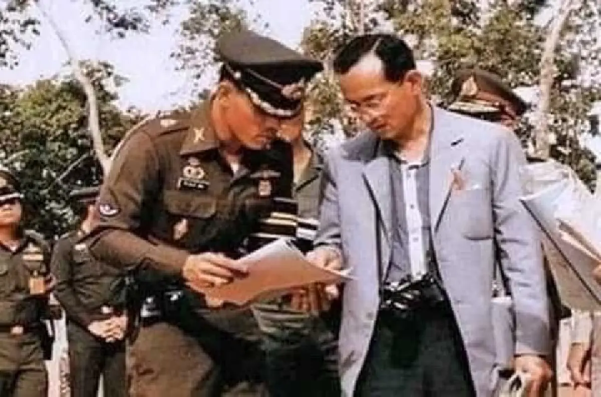 "ในหลวง" ราชองครักษ์ "ร.9" นักปฏิบัติ ต่อยอดศาสตร์พระราชา