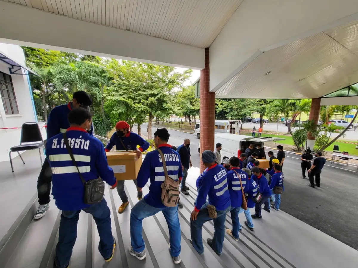 รฟม.ปิดรับซองชิงรถไฟฟ้าสายสีส้ม เอกชน 2 กลุ่มท้าชิง ไร้เงา 'บีทีเอส'
