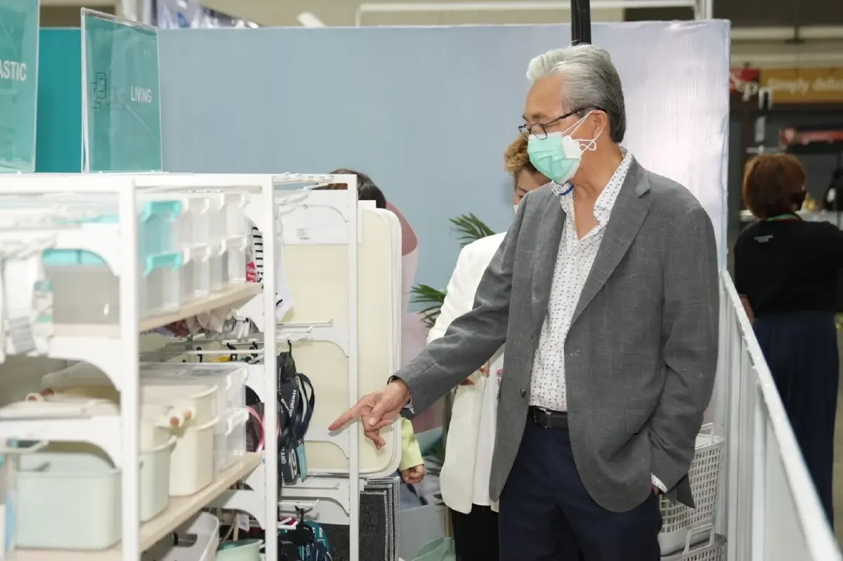 "สมคิด" หารือผู้ประกอบการแฟรนไชส์ ปลุกกระแสธุรกิจ "เอสเอ็มอี"