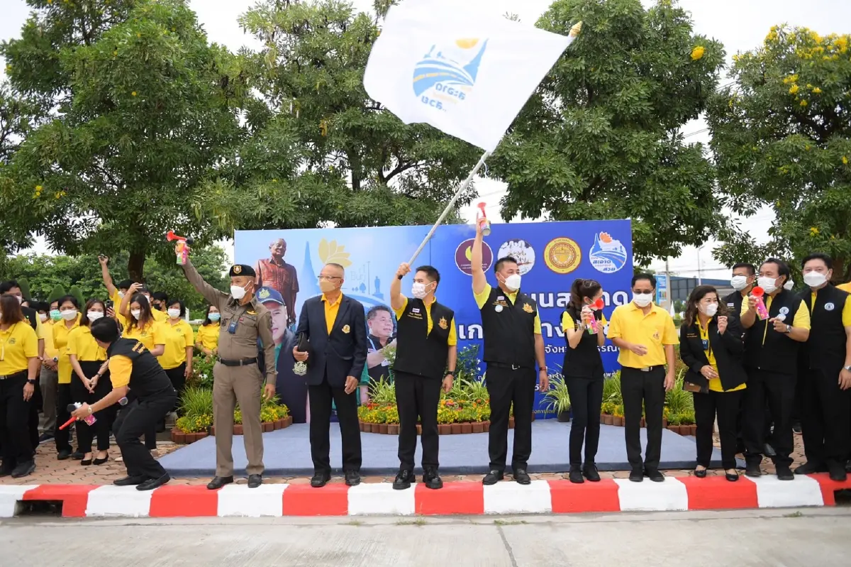 "วราวุธ" รุกโครงการ "ถนนสวย...เกาะกลางสะอาด"