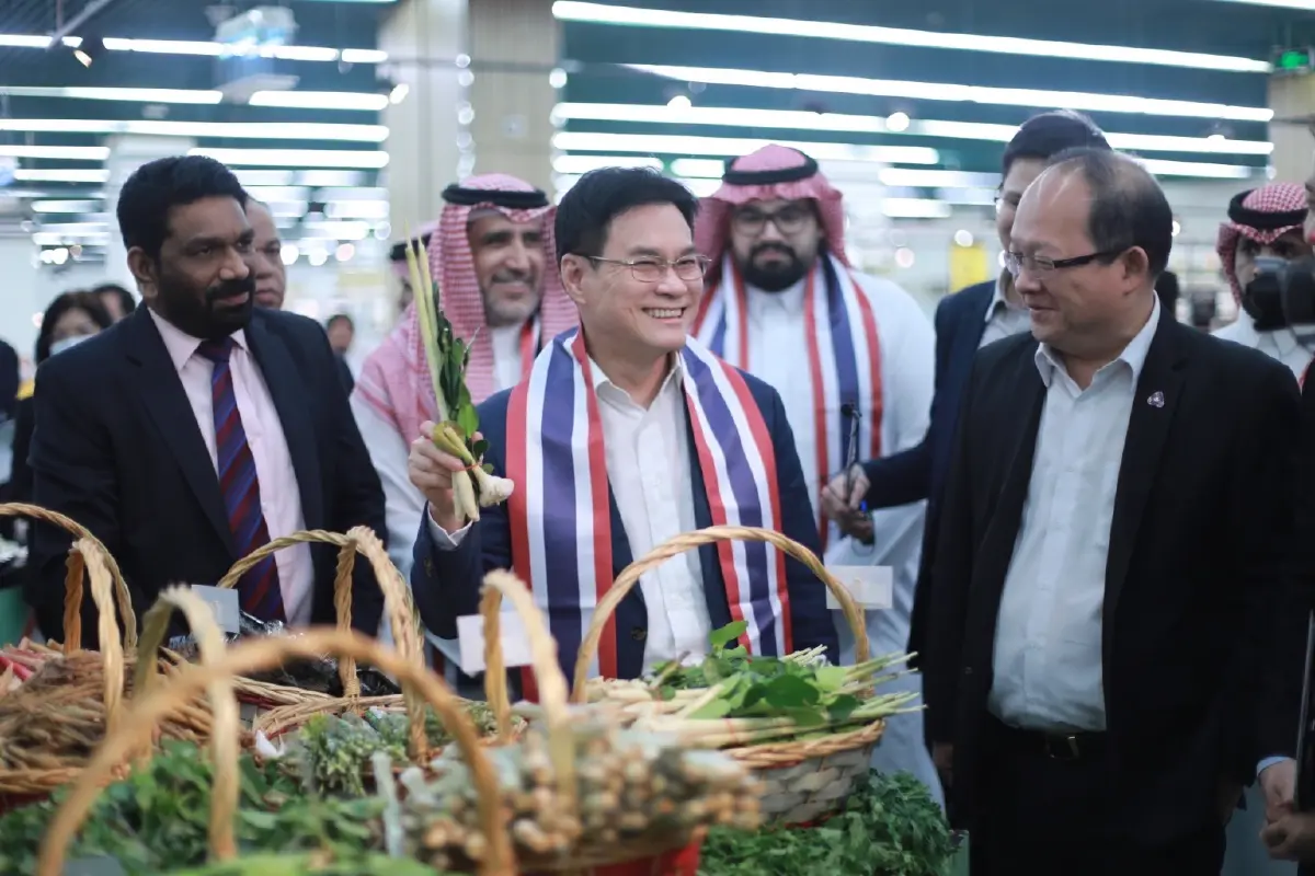 “จุรินทร์ “ บุกซาอุ จับมือ 2 ห้างดังดันขายสินค้าไทยในห้างชั้นนำ เจาะตลาดซาอุ