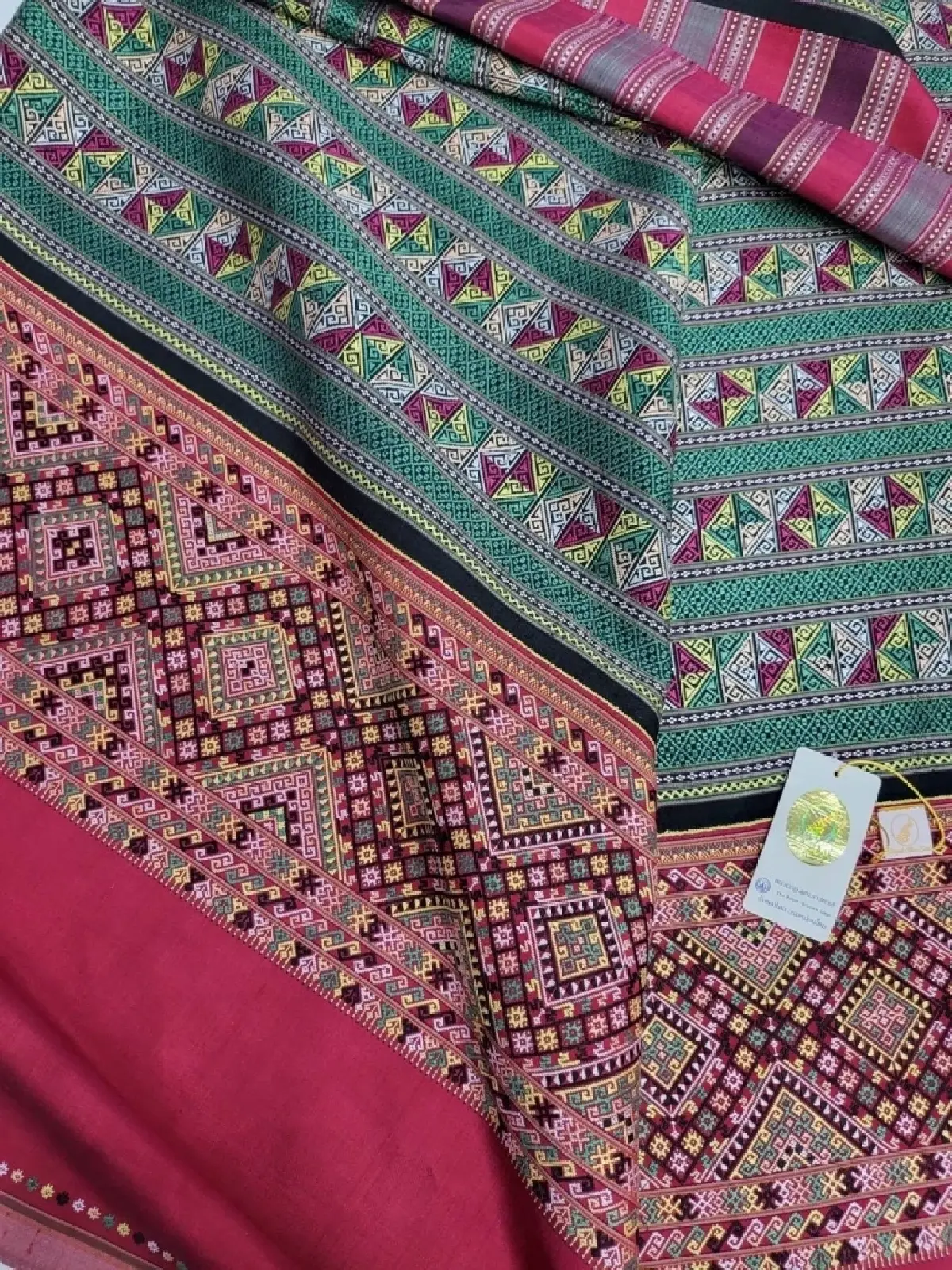 ไอคอนสยาม จัดงานเฉลิมพระเกียรติสมเด็จพระบรมราชชนนีพันปีหลวง