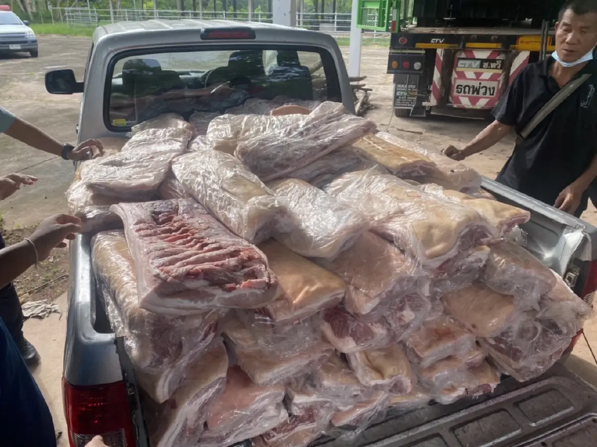 ปศุสัตว์ บุก ยึดทำลายเนื้อลักลอบนำเข้ากว่า 9.45 ตัน