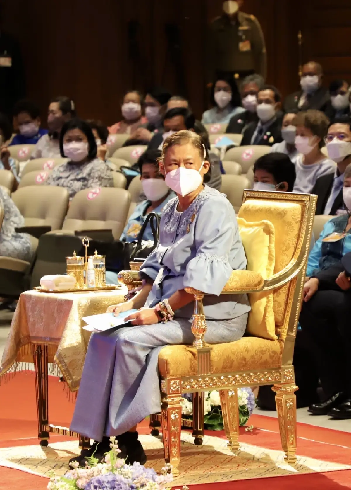 กรมสมเด็จพระเทพฯ ทรงดนตรีไทยในโอกาสวันเฉลิมพระชนมพรรษา 90 พรรษาสมเด็จพระพันปีหลวง