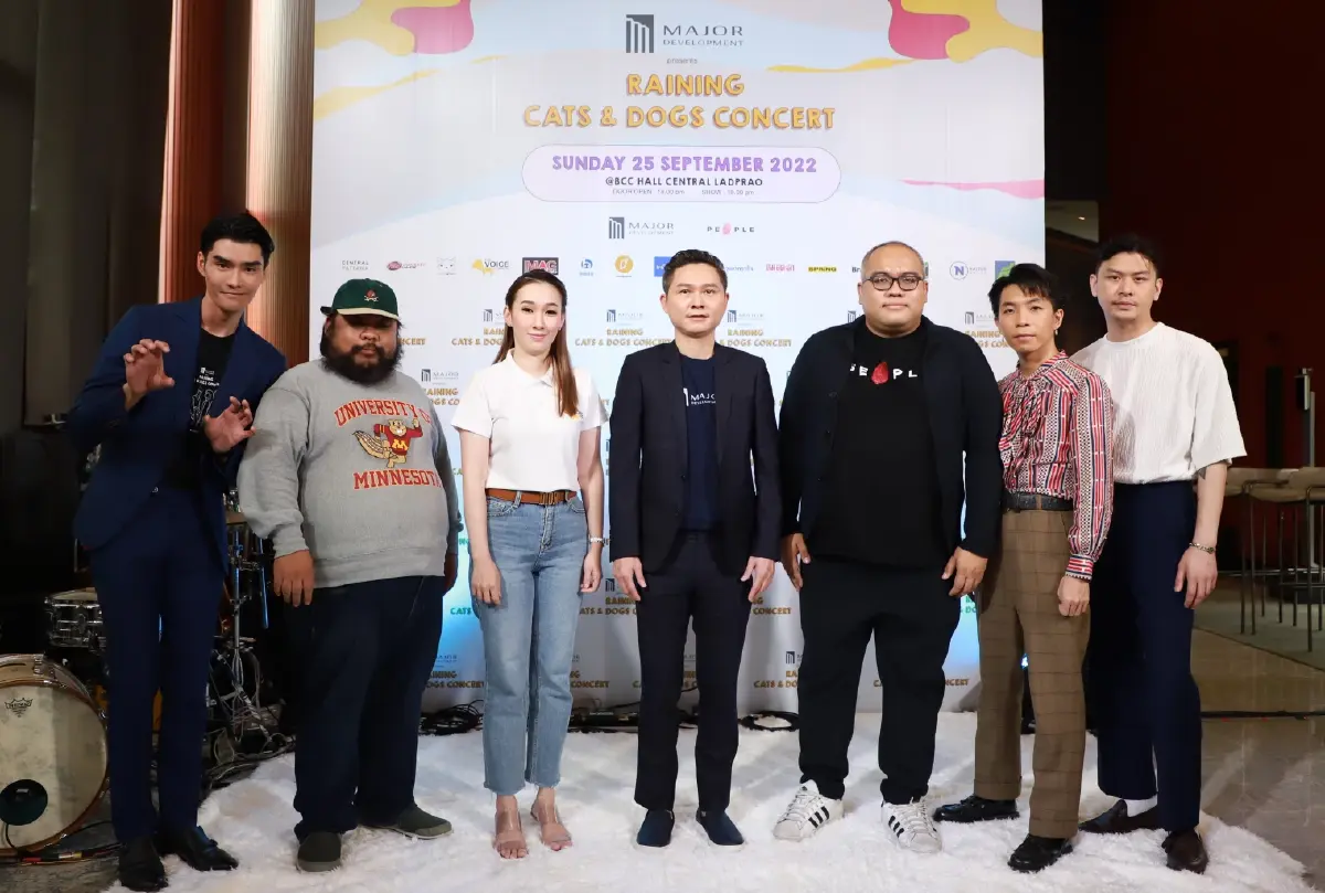 ผุดไอเดียระเบิดความมันส์ MODERNDOG ปะทะ POLYCAT รายได้ส่วนหนึ่งมอบให้กับหมาจรแมวจร