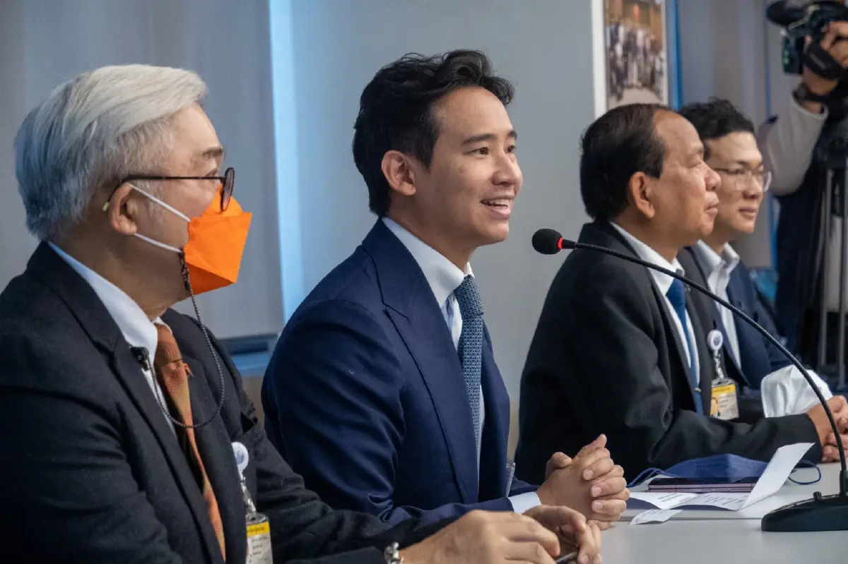 เคลียร์ใจกันแล้ว! “ก้าวไกล-สหพันธ์ข้าราชการฯ” ย้ำไม่เคยเสนอตัด “บำนาญ”