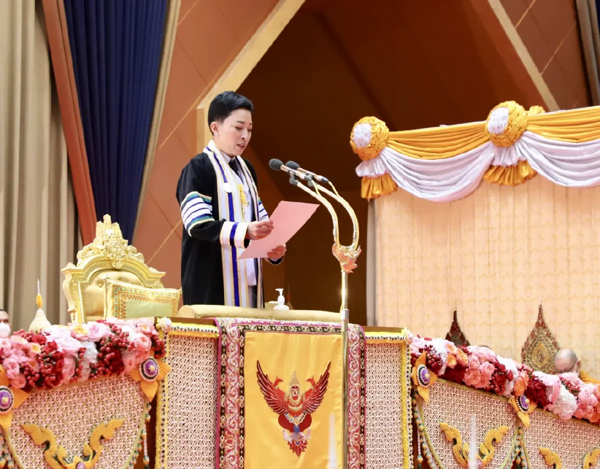 เจ้าฟ้าพัชรกิติยาภาฯ เสด็จแทนพระองค์ พระราชทานปริญญาบัตรแก่ผู้สำเร็จการศึกษา มรภ.เขตภาคกลาง ปีการศึกษา 2560-2562