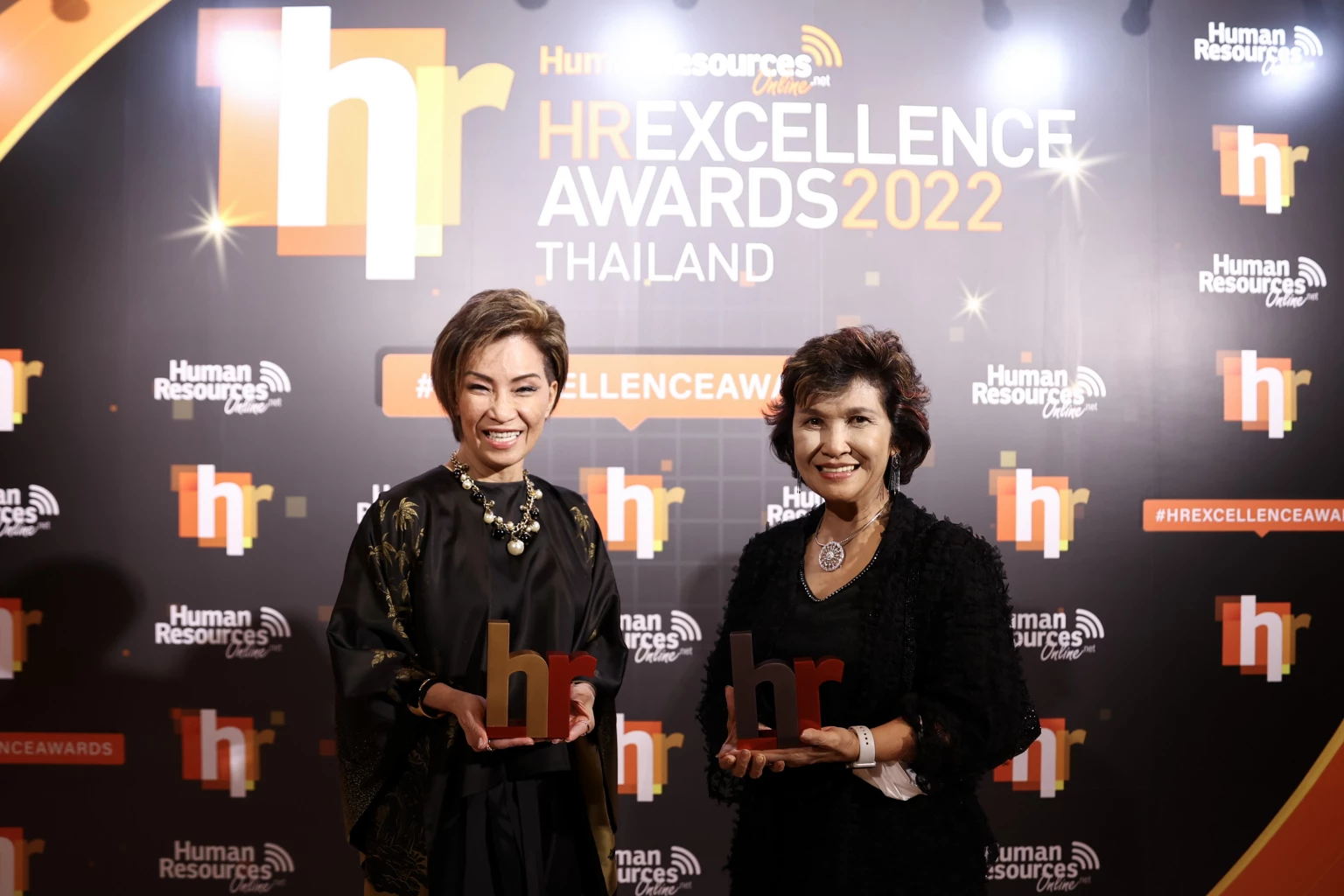 "สยามพิวรรธน์" คว้า 2 รางวัลดีเด่นจากเวทีสากล HR Excellence Awards 2022