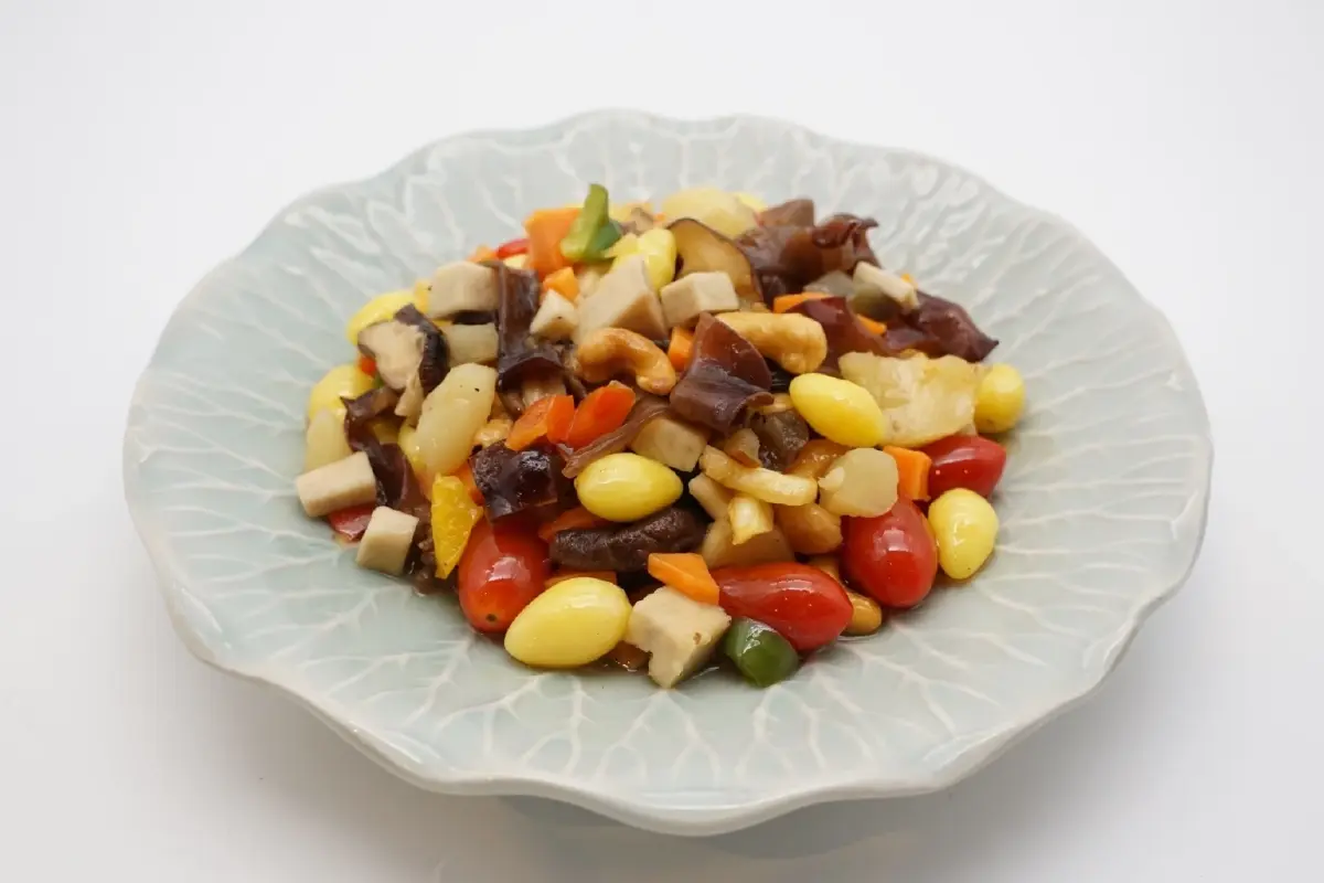 ไอคอนสยามและเมืองสุขสยาม จัดงานยิ่งใหญ่ “ไอคอนสยาม เจสะท้านภพ” ร่วมฉลองเทศกาลเจ ปี 2565ภายใต้คอนเซ็ปต์ “อิ่มบุญ อิ่มใจ สุขภาพดี”