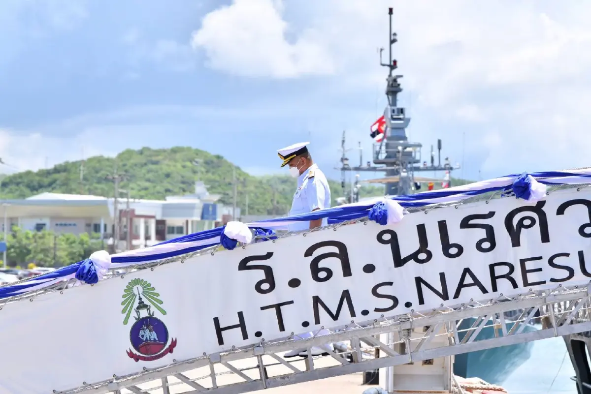 "ผบ.ทร."อำลาหน่วยกองทัพเรือ ฝาก "กำลังพล" สามัคคี-ซื่อสัตย์-สุจริต