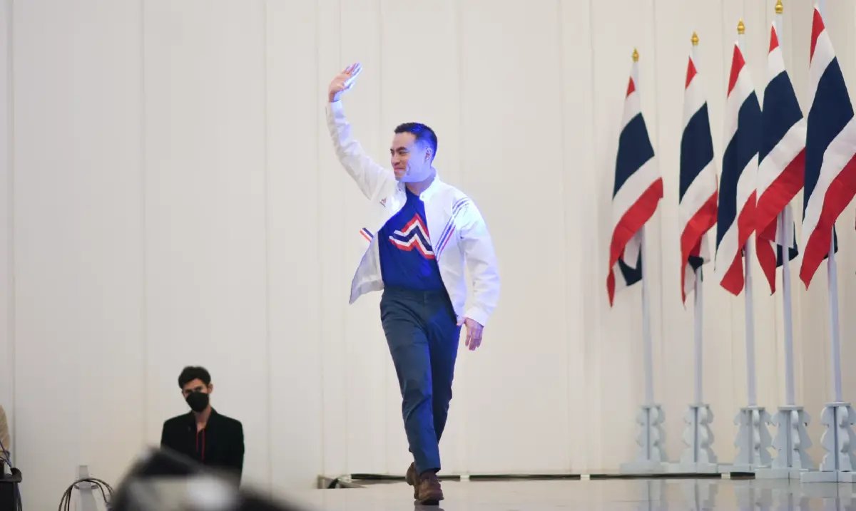 “พีระพันธุ์”เปิดสาขารทสช.สุราษฎร์ธานี-มั่นใจ“ทีมนายก อบจ.”คว้าส.ส.