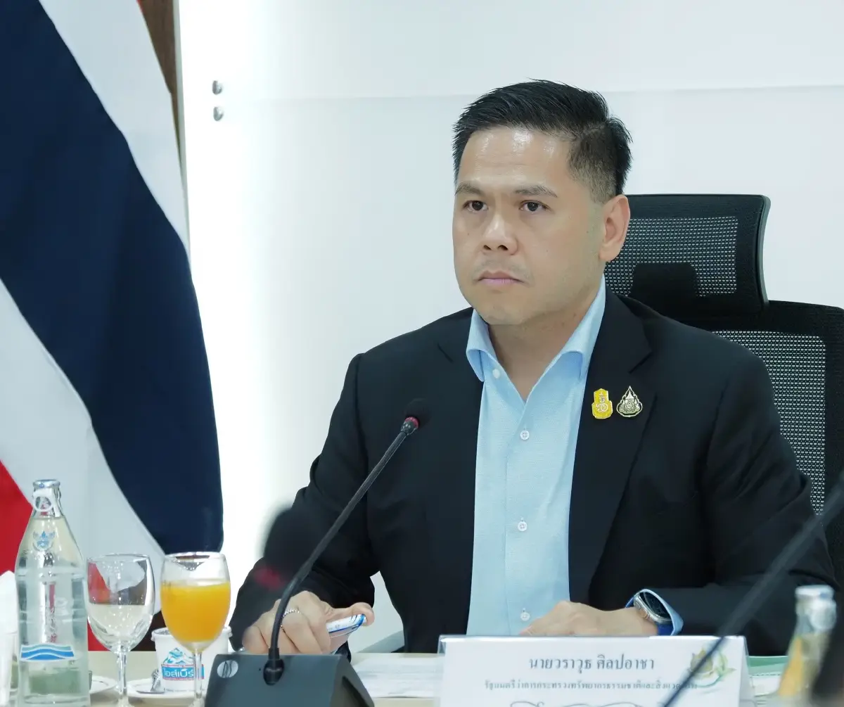 "วราวุธ" ย้ำ ผู้บริหารฯ อย่าเกียร์ว่าง พร้อมเดินหน้า ทส. พบประชาชน สร้างแรงกระเพื่อมแก้ปัญหา Climate Change ระดับพื้นที่