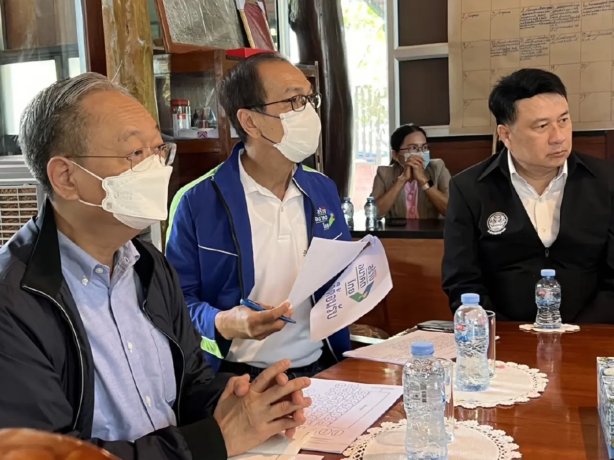 “สนธิรัตน์”แอ่วลำพูน หาทางแก้ปัญหาราคาลำไย