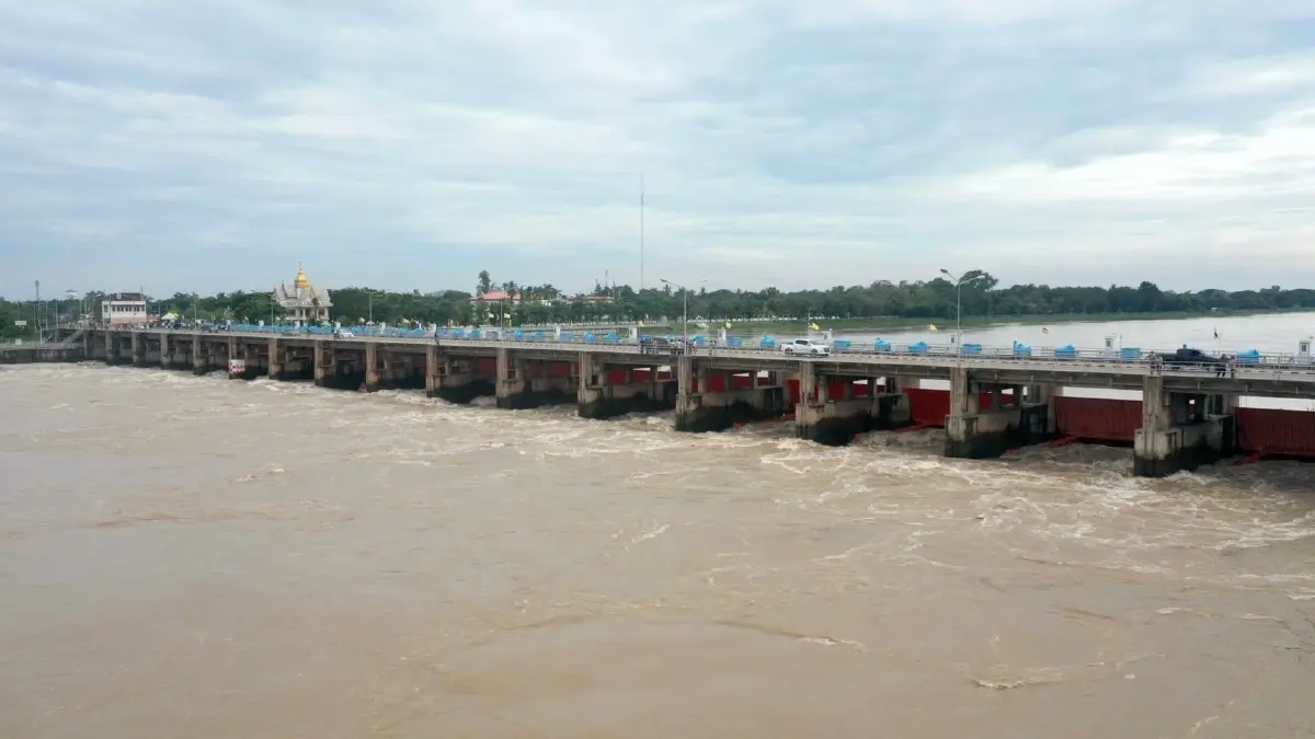 ประวิตร สั่งบริหารจัดการเขื่อนเจ้าพระยารับน้ำหลาก