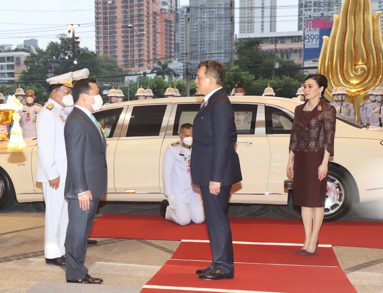 FsC0WCpwMIJZjdovcNWL ในหลวง พระราชินี ทรงเปิดอาคารศูนย์การประชุมแห่งชาติสิริกิติ์โฉมใหม่