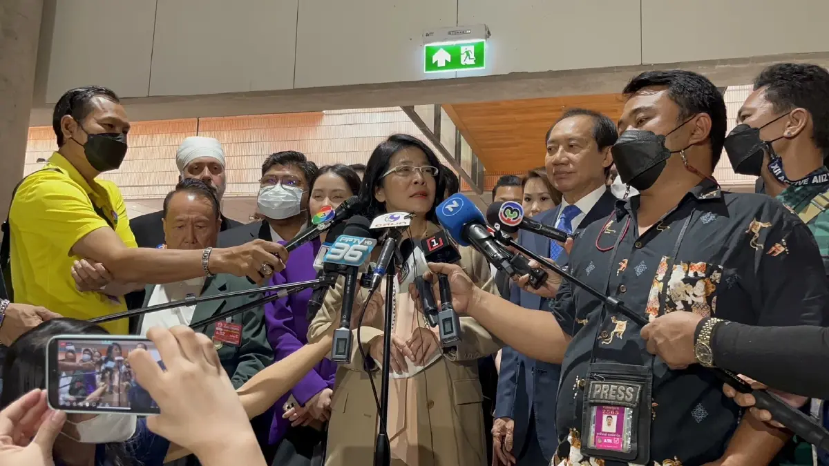 "ไทยสร้างไทย" นำภาคประชาชน ยื่นเจตจำนงค์ ชงแก้รธน. ตั้งส.ส.ร.