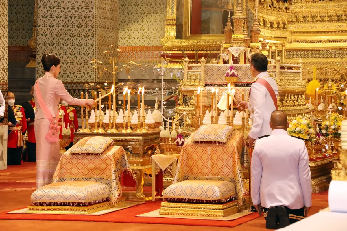 ในหลวง ทรงบำเพ็ญพระราชกุศล วันปิยมหาราช พุทธศักราช 2565