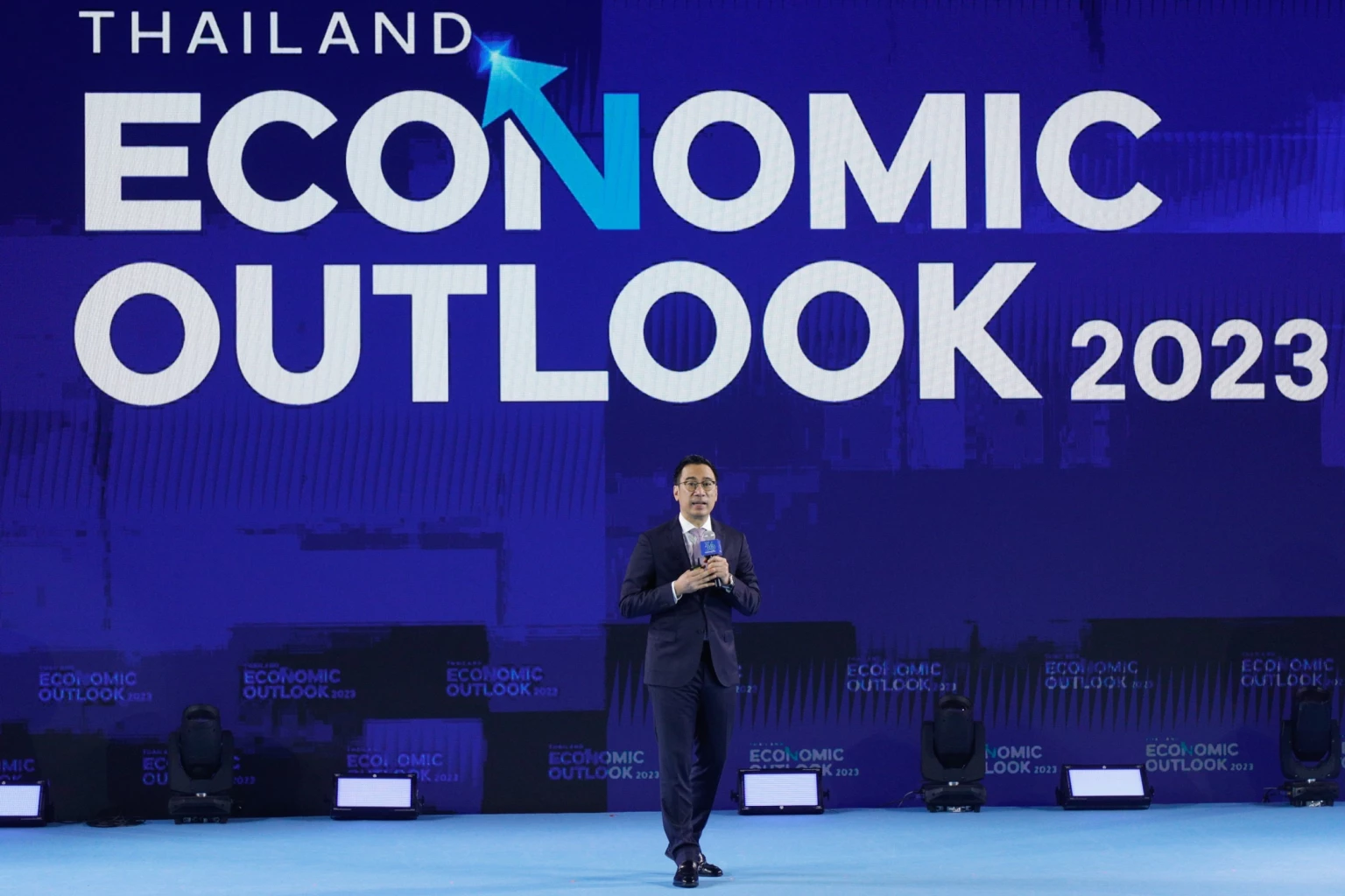 แบงก์ชาติ เข็นนโยบายการเงิน-ระบบการเงิน หนุนเศรษฐกิจไทย สู่ smooth take off