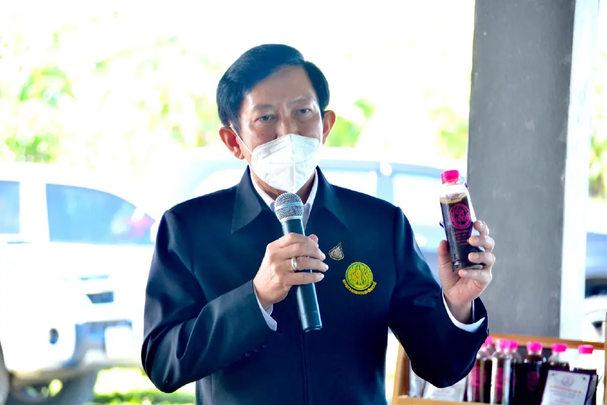 พด.ลงพื้นที่มอบปัจจัยการผลิต แก่เกษตรกรสิงห์บุรี