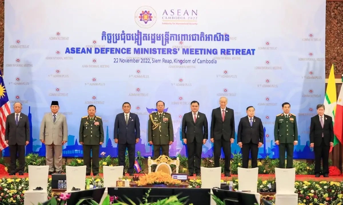 "บิ๊กป้อม" ร่วมประชุม รมว.กลาโหมอาเซียน ย้ำ อาเซียน เป็นหนึ่งเดียว