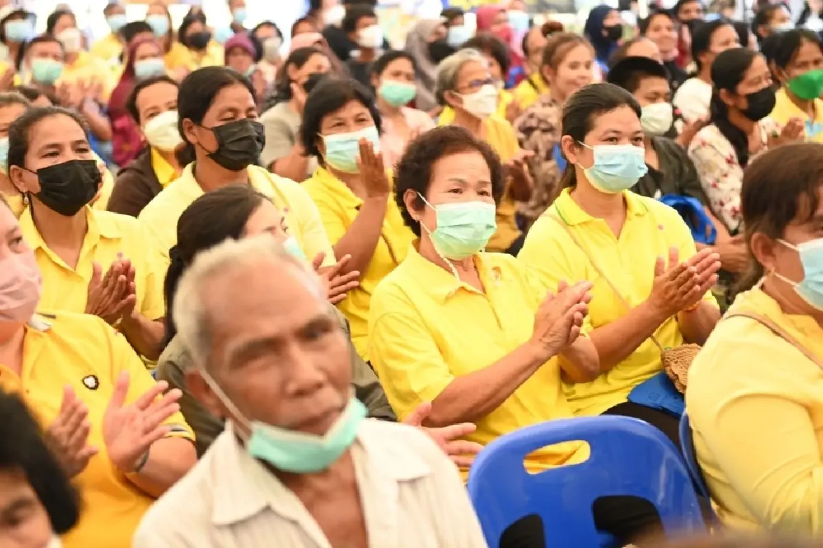 "จุรินทร์" ลุยพังงา เดินหน้าดูแลปากท้อง ประชาชนอยู่ดีกินดี