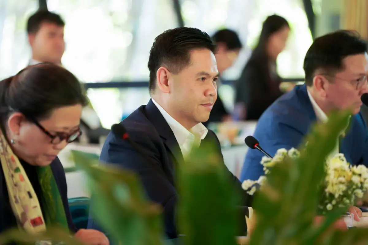 “วราวุธ” ร่วมวางศิลาฤกษ์ “โครงการสร้างสวนรุกขชาติไทย – ลาว” ที่นครเวียงจันทน์ สปป.ลาว พร้อมแลกเปลี่ยนความร่วมมือแก้ไขปัญหาสภาวะโลกร้อน