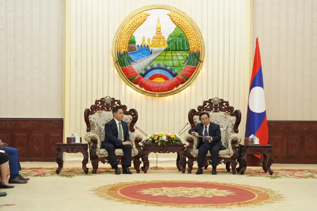 “วราวุธ ศิลปอาชา” เข้าพบ นายกรัฐมนตรี สปป.ลาว แลกเปลี่ยนแนวทางแก้ปัญหาการเปลี่ยนแปลงสภาพภูมิอากาศ