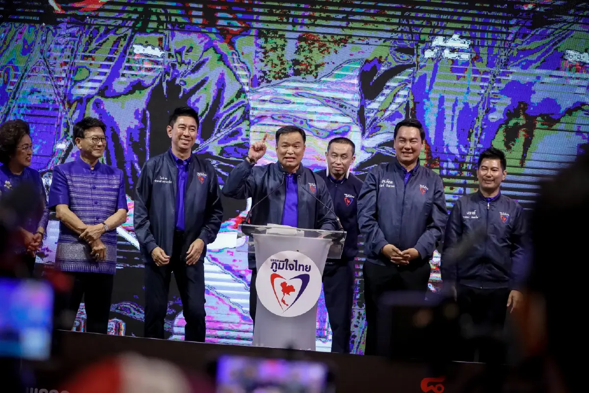 "อนุทิน" นำทีมเปิด "3ผู้สมัครส.ส.ภูเก็ต" ชูแลนด์บริดจ์อ่าวไทย-อันดามัน