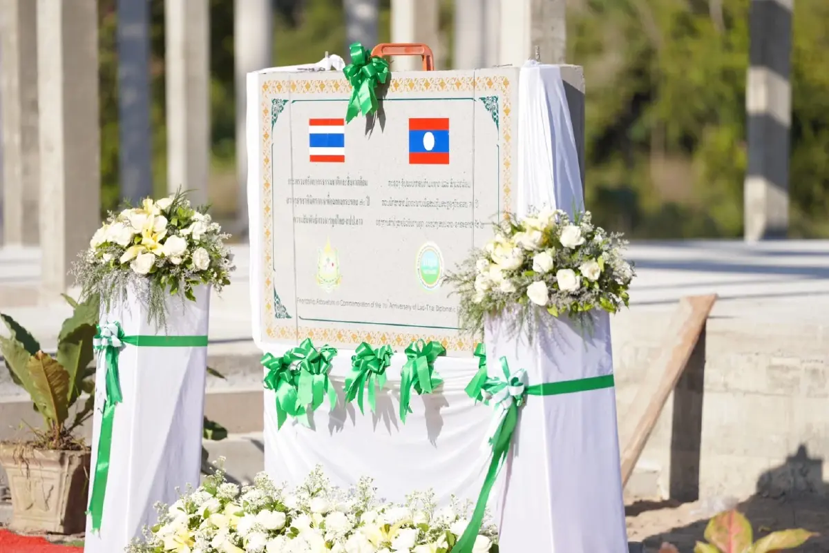 “วราวุธ” ร่วมวางศิลาฤกษ์ “โครงการสร้างสวนรุกขชาติไทย – ลาว” ที่นครเวียงจันทน์ สปป.ลาว พร้อมแลกเปลี่ยนความร่วมมือแก้ไขปัญหาสภาวะโลกร้อน