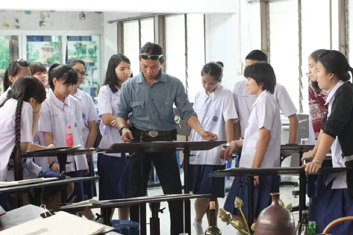 บัญชา อาจารย์ผู้อยู่เบื้องหลัง ภาพวาดอันน่าทึ่งเด็กม.5สาธิต ม.ศิลปากร