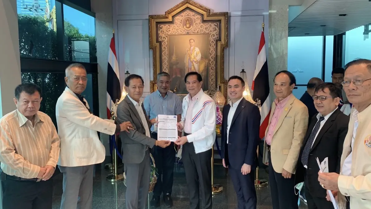 “รทสช.” เผย อีสานกระแสดี พรรคได้ตัวผู้สมัครส.ส. ครบ เด็กเก่าพปชร. โผล่ซบ