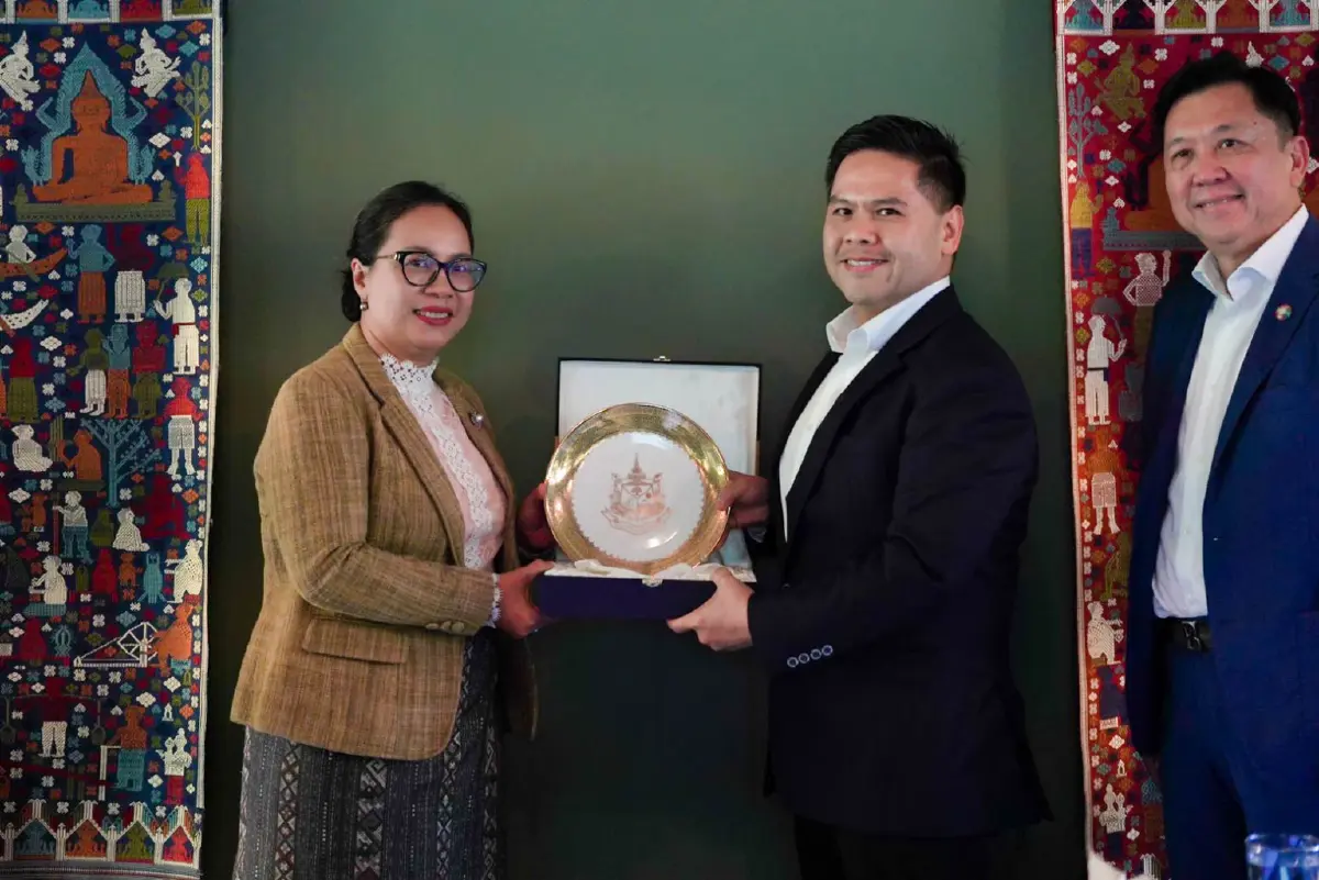 “วราวุธ” ร่วมวางศิลาฤกษ์ “โครงการสร้างสวนรุกขชาติไทย – ลาว” ที่นครเวียงจันทน์ สปป.ลาว พร้อมแลกเปลี่ยนความร่วมมือแก้ไขปัญหาสภาวะโลกร้อน