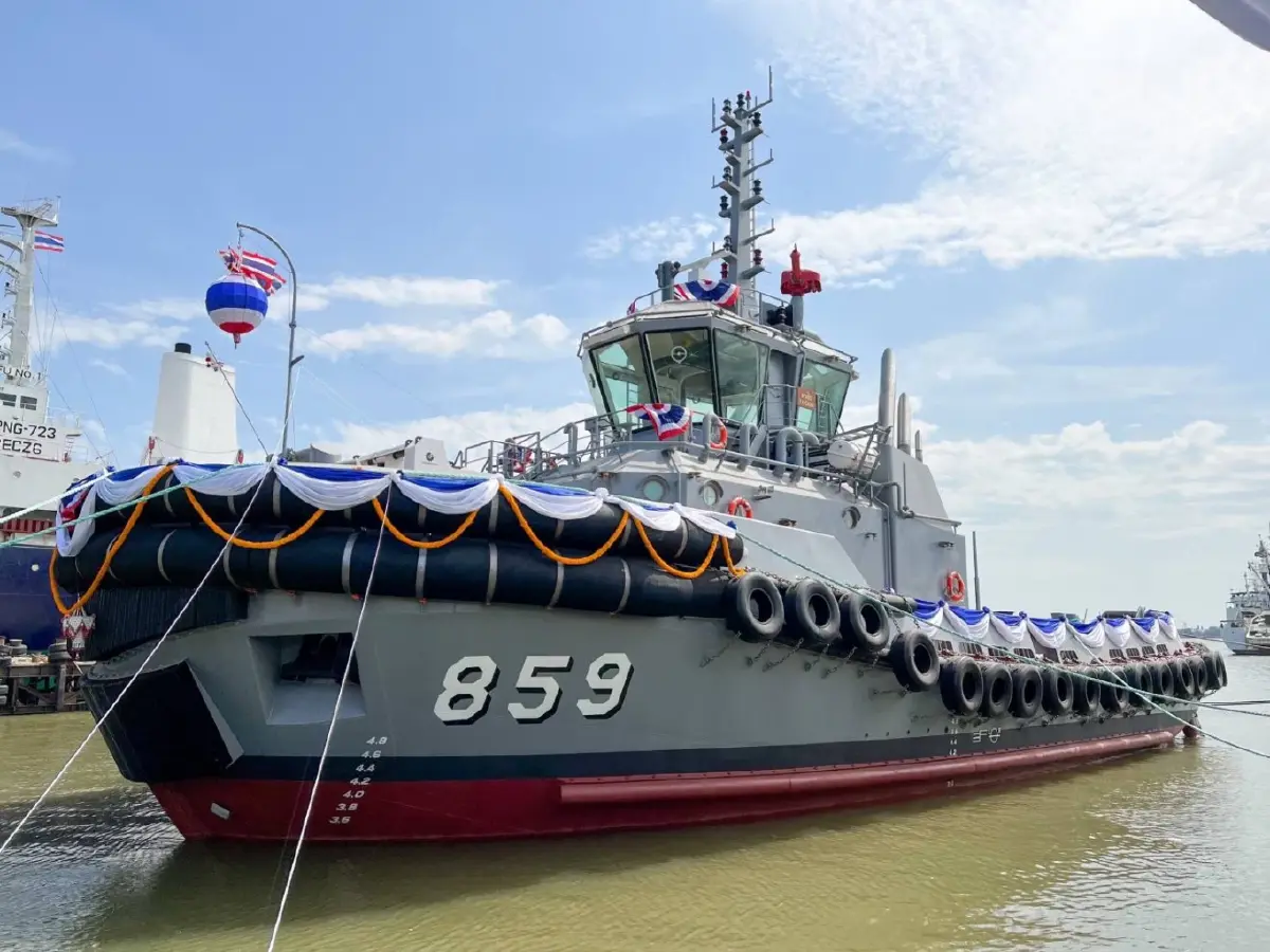 ผบ.ทร. ทำพิธีปล่อยเรือหลวงตาชัยลงน้ำ