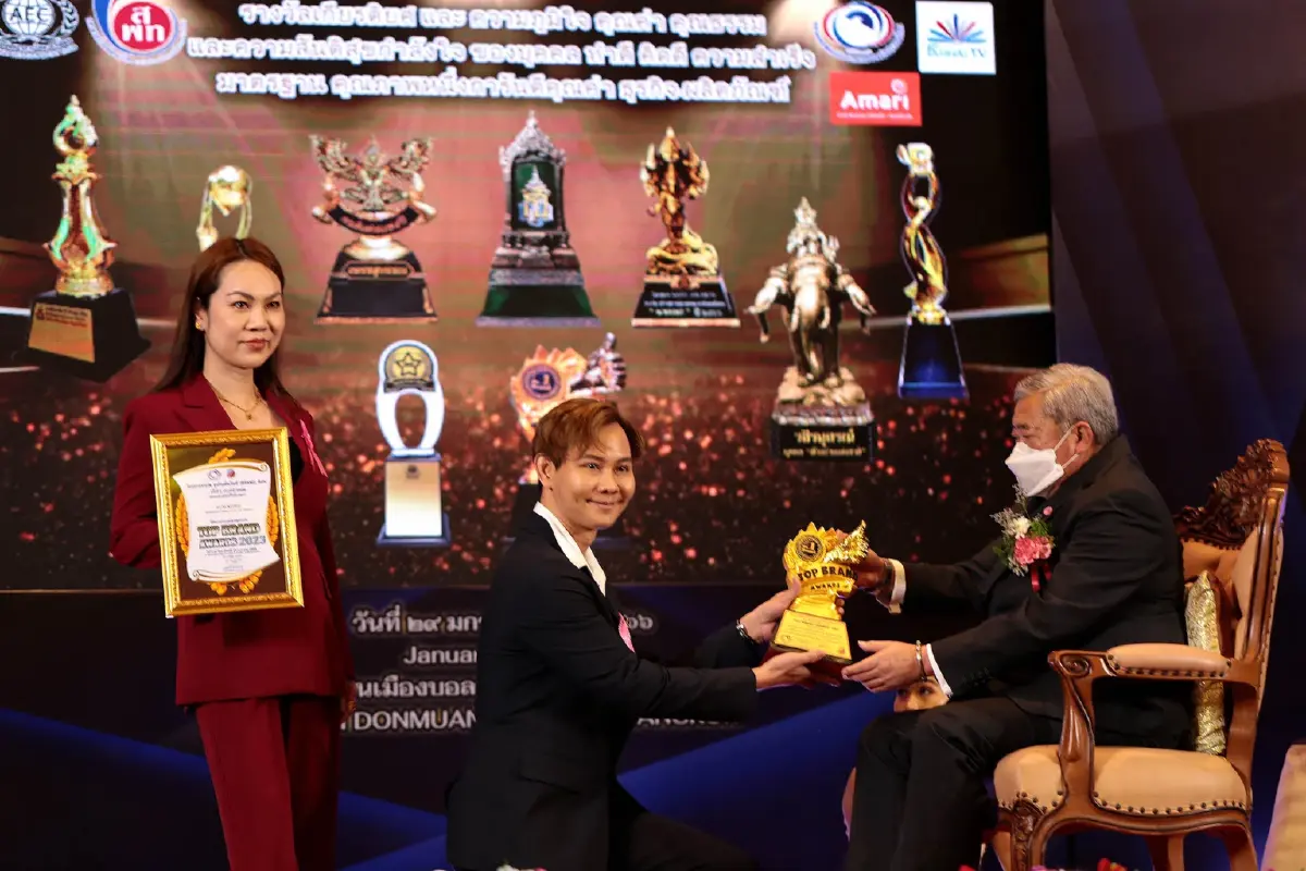 Optimo ผงาดนำทีม Funcrowd คว้ารางวัล  Top Brand Awards 2023 ก้าวสู่ความสำเร็จไปอีกขั้น