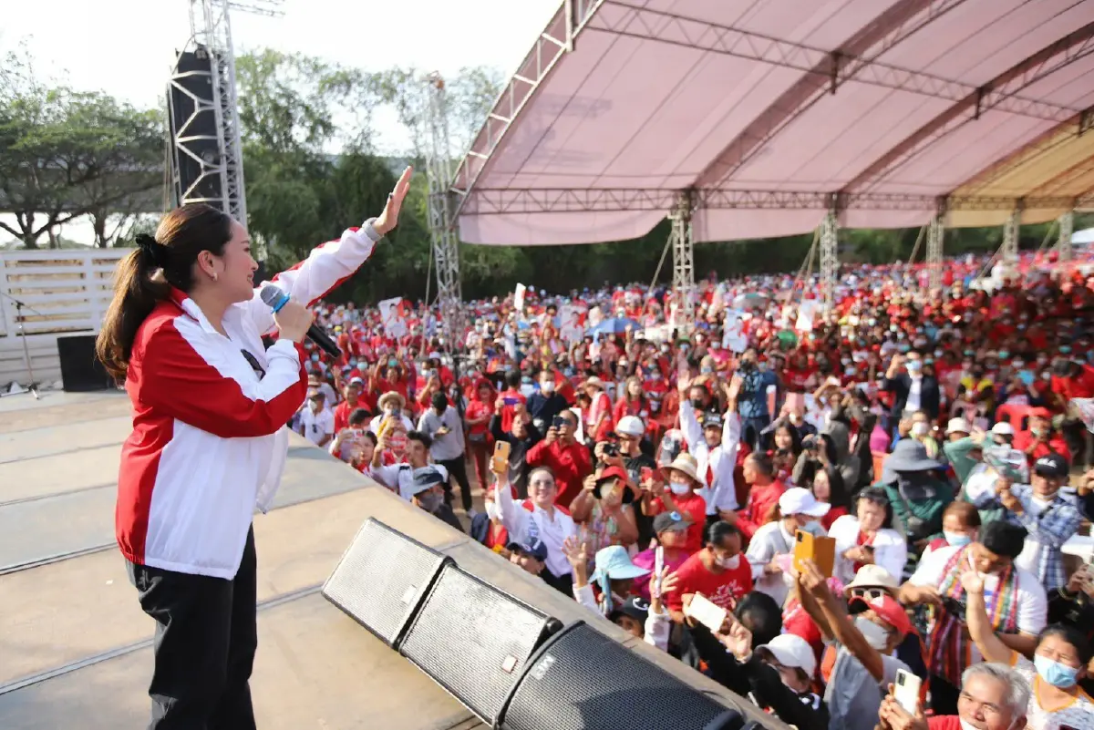 สแกน 5 จังหวัดอีสาน ฐานถูกเจาะ ทัพใหญ่“อุ๊งอิ๊ง-พท.”ล็อกเป้า 34 + 4