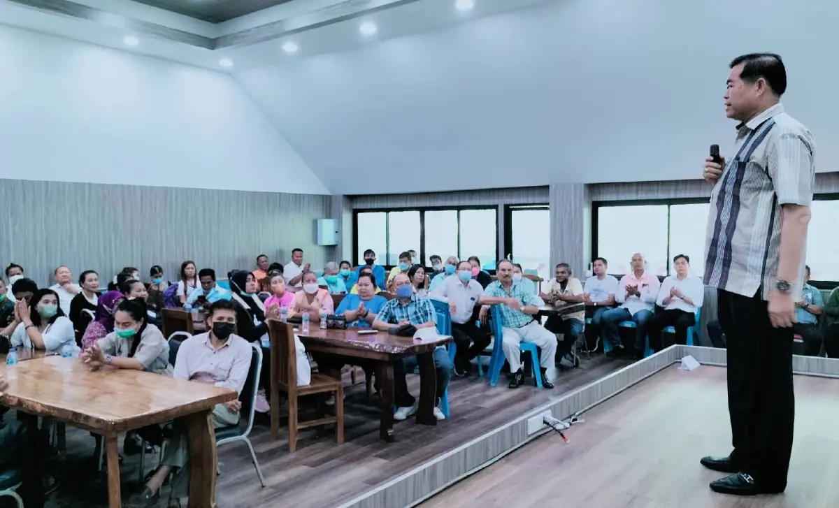 นิพนธ์ ติวเข้มแกนนำปชป. เขต2 หาดใหญ่ ยันสร้างเงินเกษตร 8 นโยบาย ทำไว ทำจริง