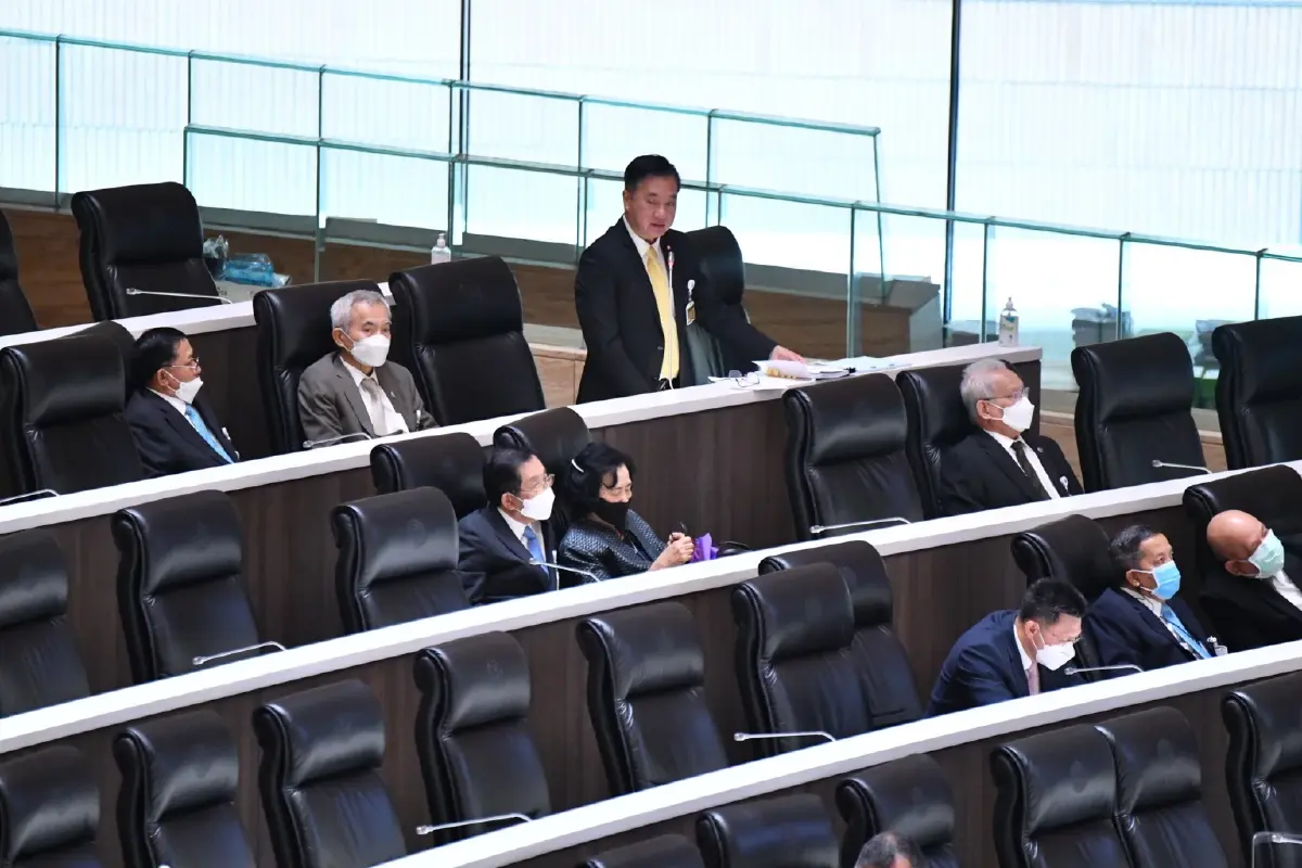 ประชุมรัฐสภาล่ม "ส.ว."ล้มถก"ปิดสวิตซ์"  สมาชิกหายอื้อ!กว่า100คน