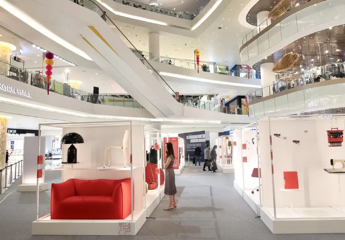 สถานทูตเอกอัครราชทูตอิตาลีประจำประเทศไทย ร่วมกับ  ไอคอนสยาม จัดงานนิทรรศการ   “ITALIA GENIALE: พลังสร้างสรรค์แบบอิตาเลียนเปล่งประกายวันนี้” ตั้งแต่วันนี้ – 16 มีนาคม 2566 ณ เจริญนคร ฮอลล์ ชั้น M ไอคอนสยาม