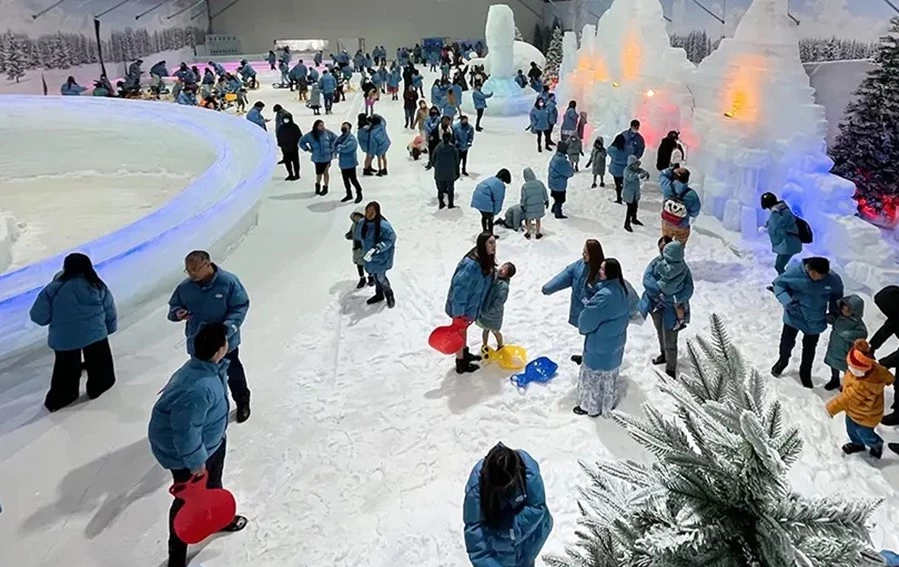 เตรียมไปเล่นหิมะจำลองช่วงฤดูร้อน Ice Magic: Fantasy on Ice ย่านราชประสงค์