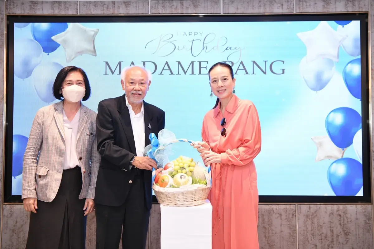 คนวงการธุรกิจ ประกันฯ ร่วมอวยพรวันคล้ายวันเกิด "มาดามแป้ง นวลพรรณ ล่ำซำ"