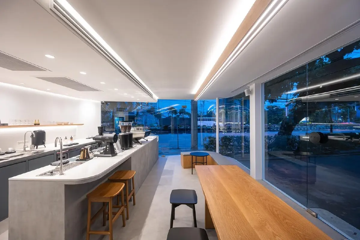 กรณ์พงษ์ วิวัฒน์ชัยกมล บวช 8 ปี ตกผลึกสู่ 'ร้านกาแฟ' มินิมอลลิสต์