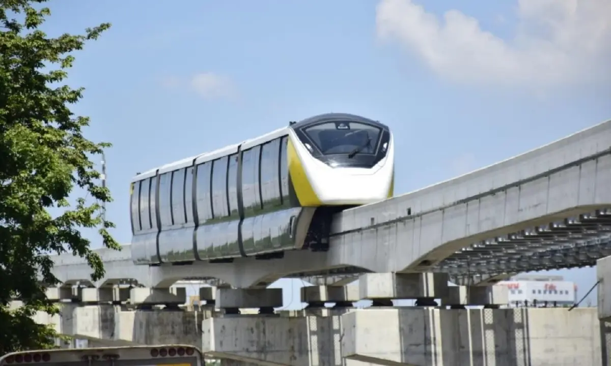 เช็คสถานะรถไฟฟ้า 4 เส้นทาง เม.ย.นี้ เปิดใช้โมโนเรลชมพู – เหลือง
