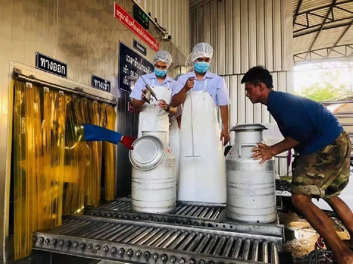 อ.ส.ค.ยกโรงงานมสุโขทัยต้นแบบช่วยเหลือชุมชน