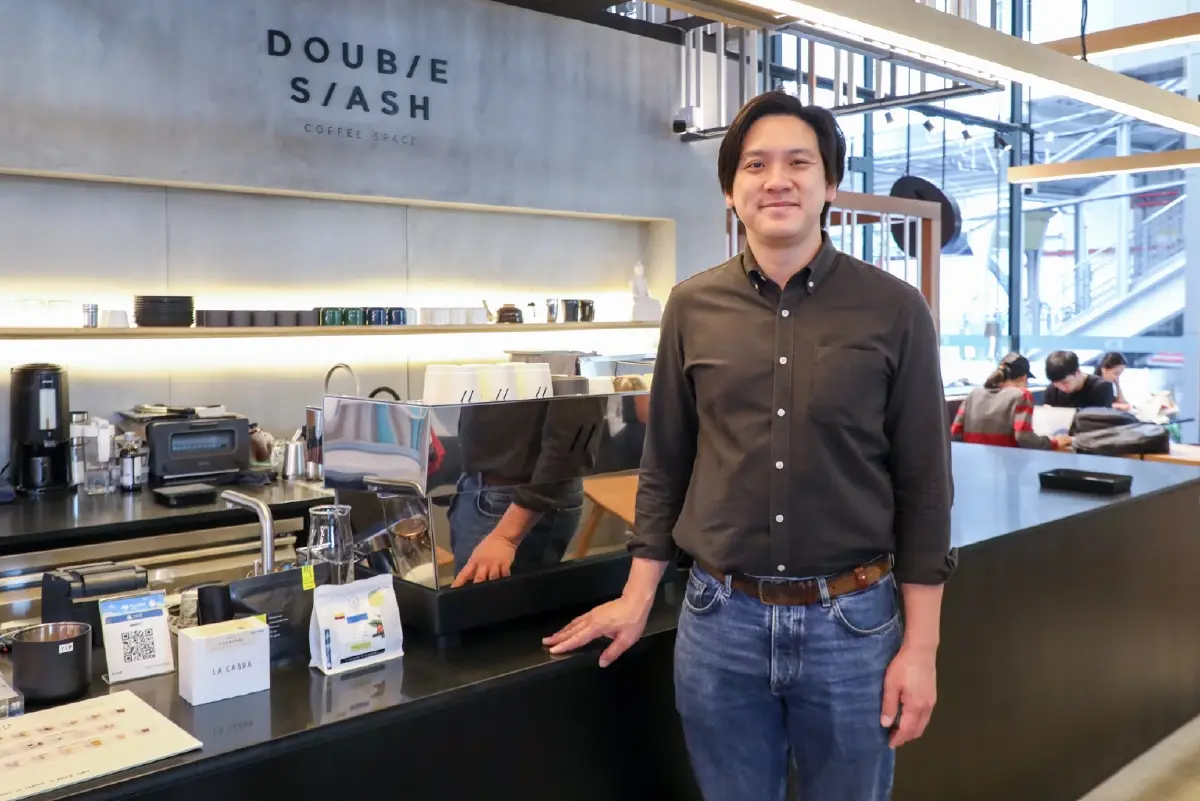 กรณ์พงษ์ วิวัฒน์ชัยกมล บวช 8 ปี ตกผลึกสู่ 'ร้านกาแฟ' มินิมอลลิสต์