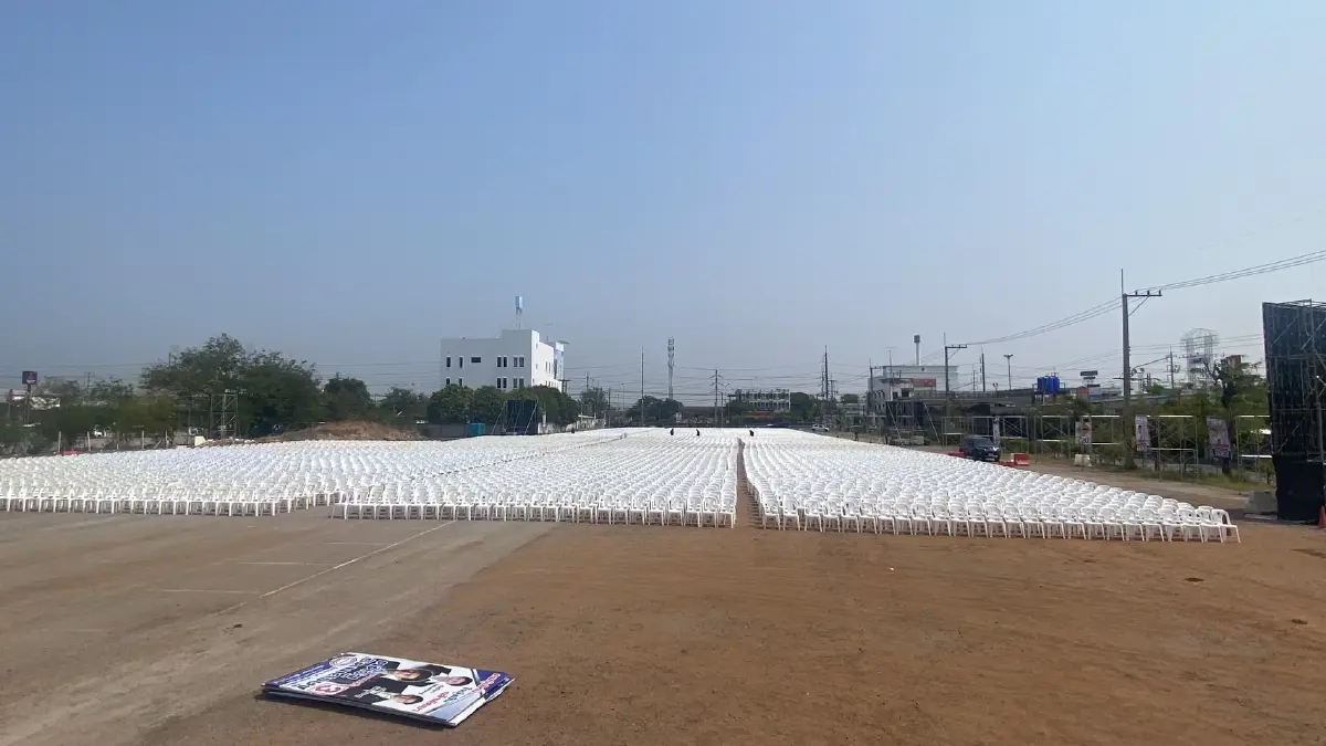 พปชร.เตรียมเวทีเครื่องเสียงอลังการรับ "บิ๊กป้อม" ปราศรัยใหญ่