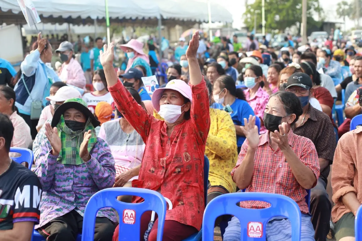 "จุรินทร์" อ้อนขอคะแนนในฐานะเขยคนเมืองเพชร ขอกา ส.ส. เขต 7-7-7