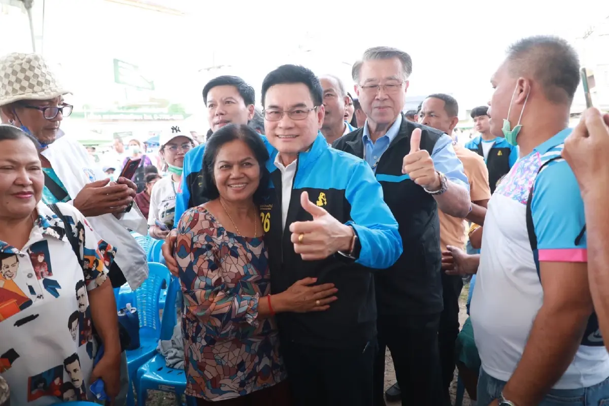 “จุรินทร์”ปราศรัยปลุกคนสุราษฎร์ เลือกประชาธิปัตย์ยกจังหวัด